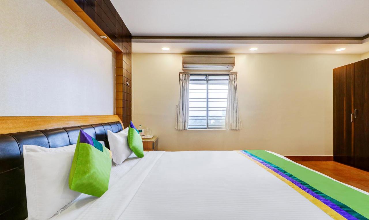 Hotel Treebo Sreema Kolkata