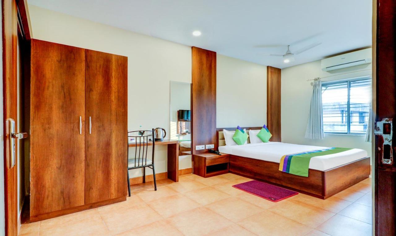 Hotel Treebo Sreema Kolkata