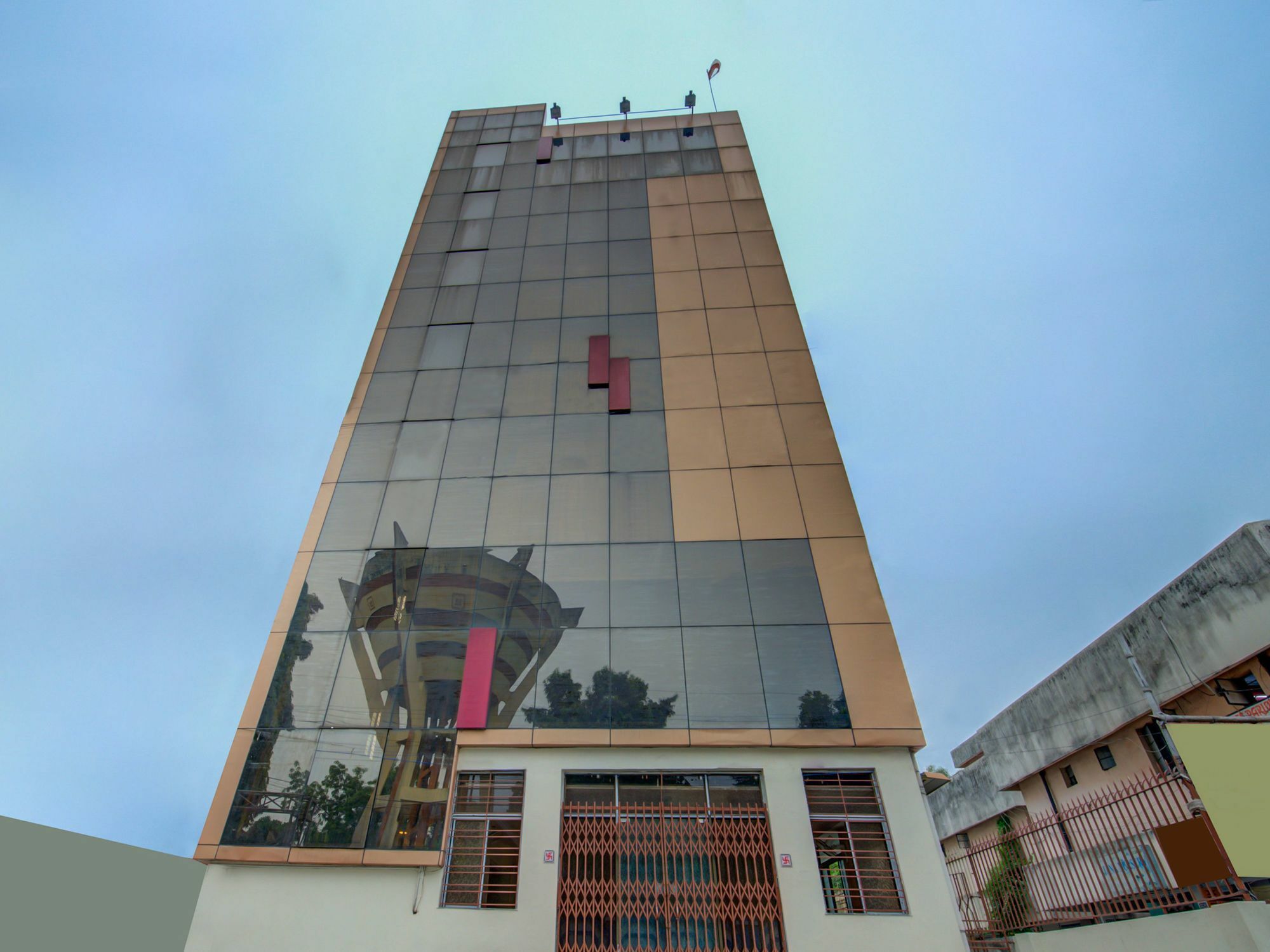 Treebo Sreema Hotel 3*